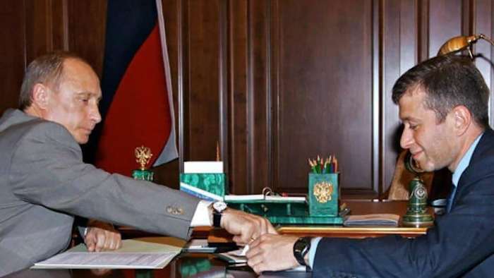 Vladimir Putin and Roman Abramovich